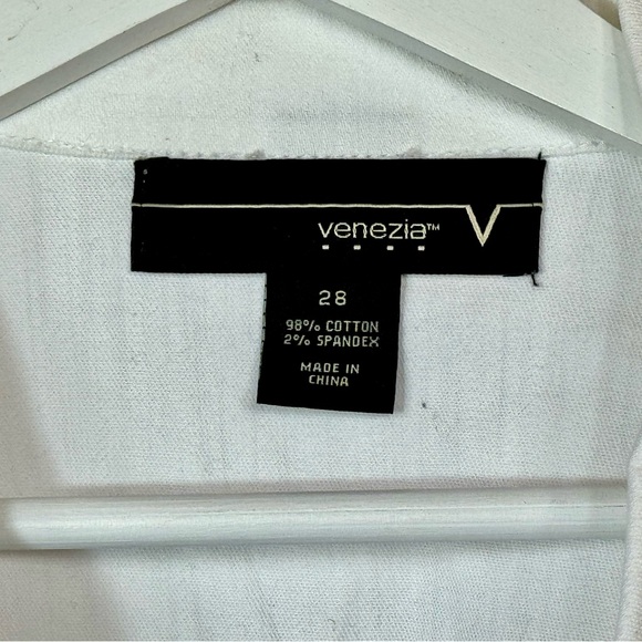 Lane Bryant Venezia White Stretch Crop Denim Jacket, 28 NWT - Picture 2 of 3